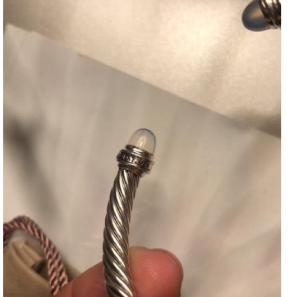 SOLD 🎈David Yurman Moonstone Cuff - Picture 4 of 8